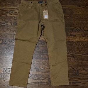Dockers Men's Tan Chinos